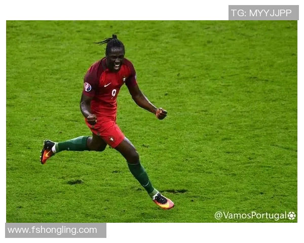 镜头回顾：足球转会这一幕令人泪目