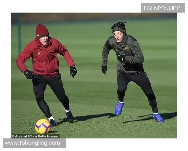 球队老板亲自下场训练，场面滑稽引热议